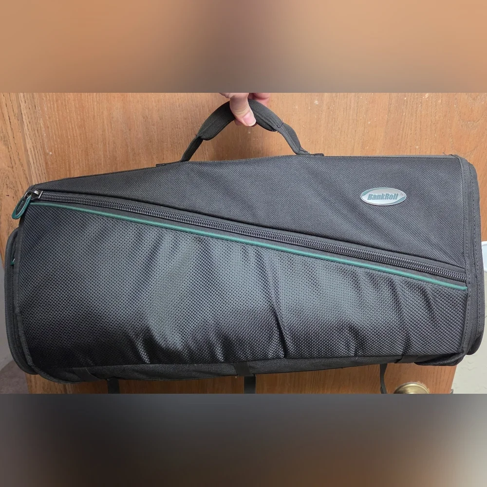 Bankroll Convertible Black Garment Storage Bag with Carry Handle